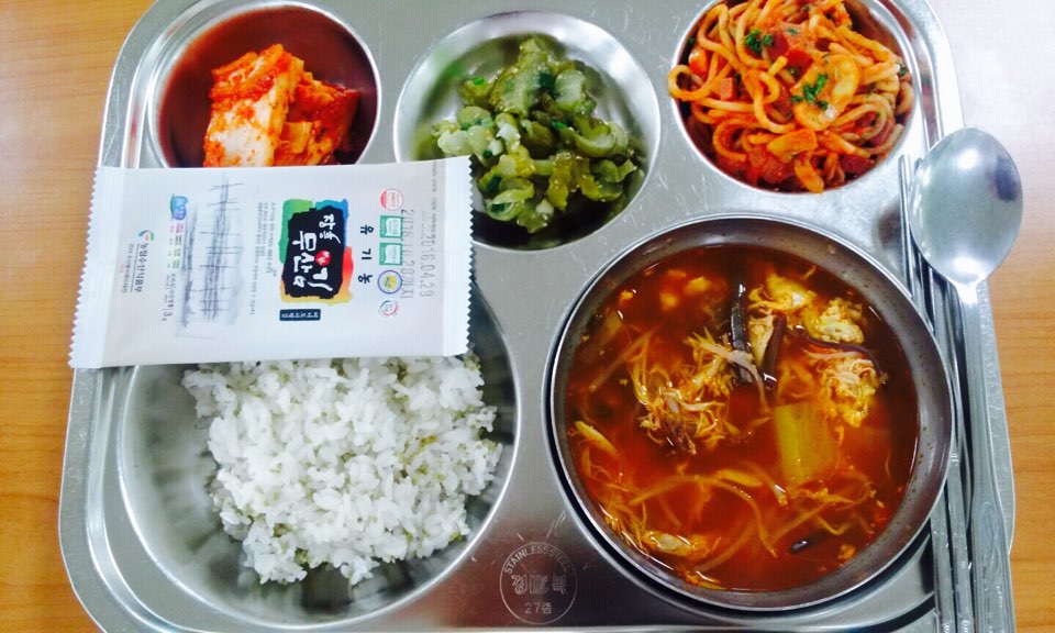 5월 12일 : 차조밥, 닭개장, 미트스파게티, 오이지무침, 구운김, 배추김치